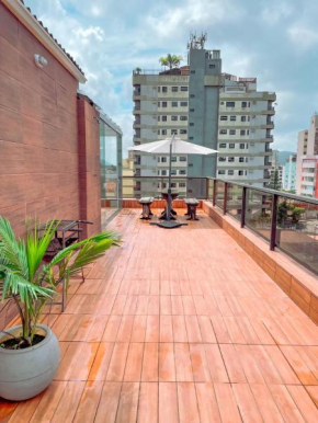 Cobertura na Praia da Enseada-Guarujá 180m2 10 hospedes